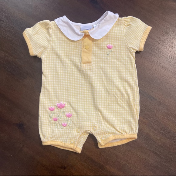 Vintage Simply Basics newborn 0/3 months yellow embroidered pretty flowers - Picture 2 of 4